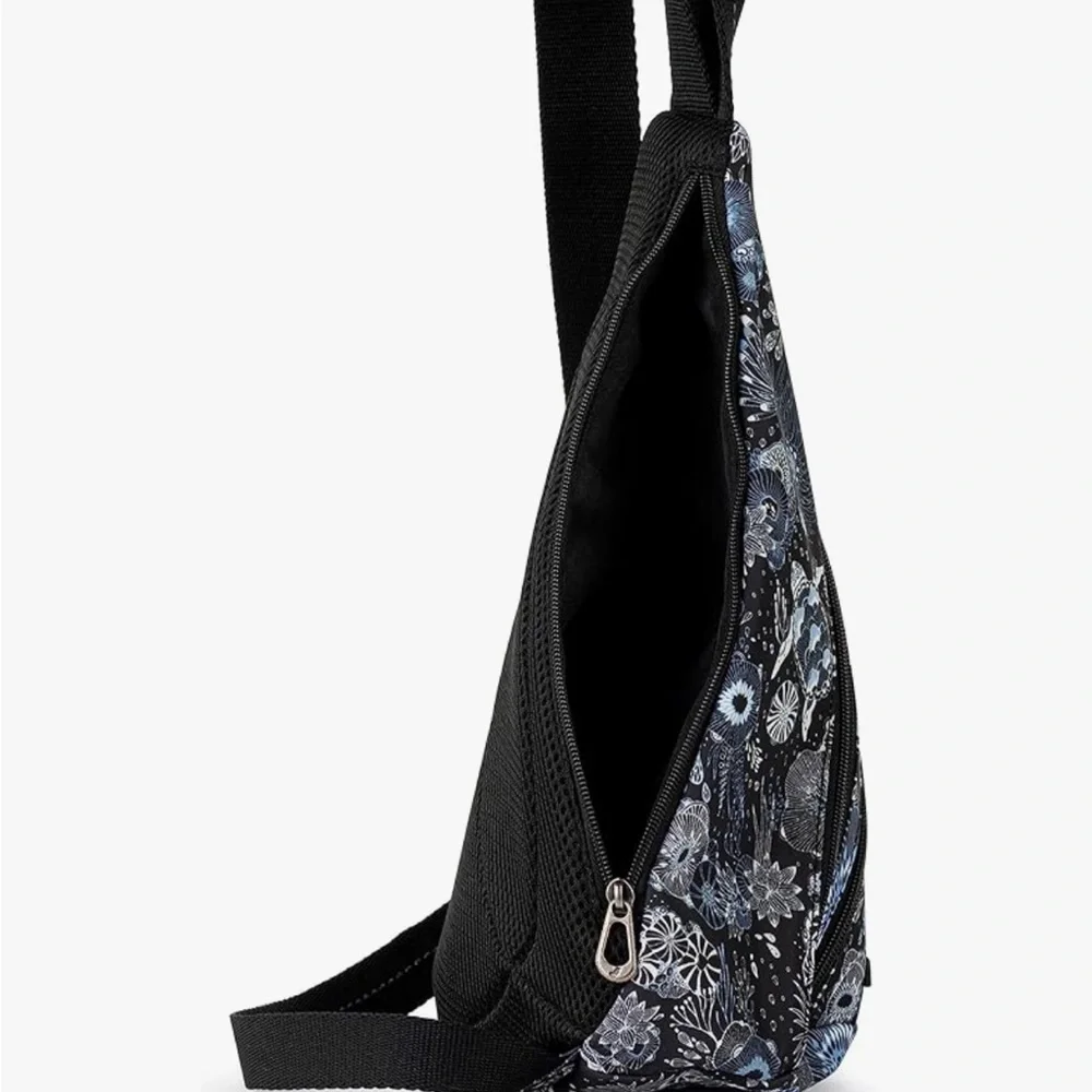 Sakroots Eco Twill, Midnight Seascape sling bag - Picture 4 of 5